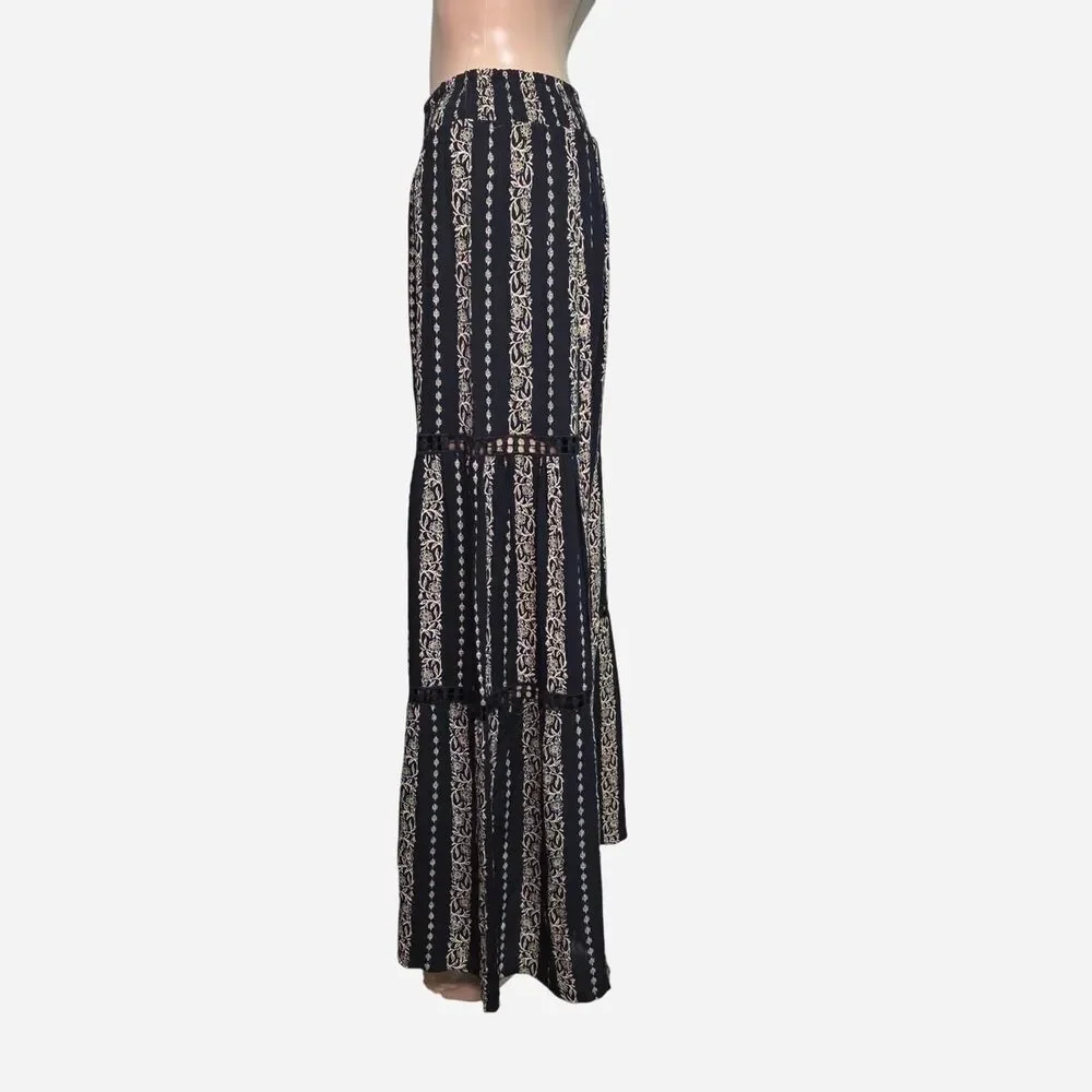 Angie Wide Leg Boho Pants with Lace Crochet Inserts Size: Small - Picture 3 of 11